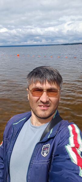  ,   Oleg, 47 ,   ,   , c 