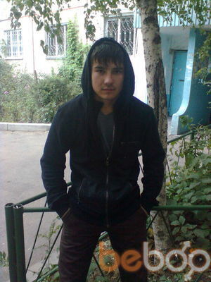  ,   Vadim, 34 ,   