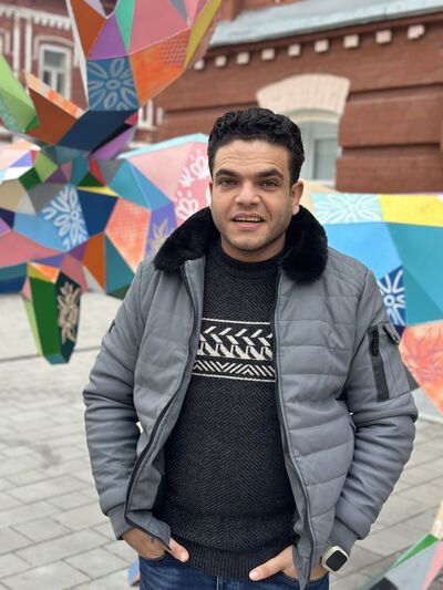  Soho,   Abanoub, 28 ,   ,   