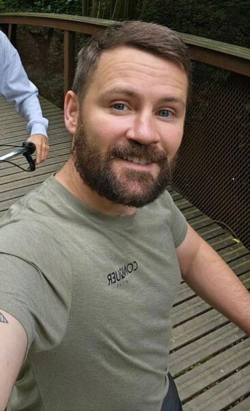  ,   Lucas, 44 ,   c 
