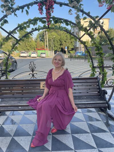  ,   Valentina, 61 ,   ,   , c 