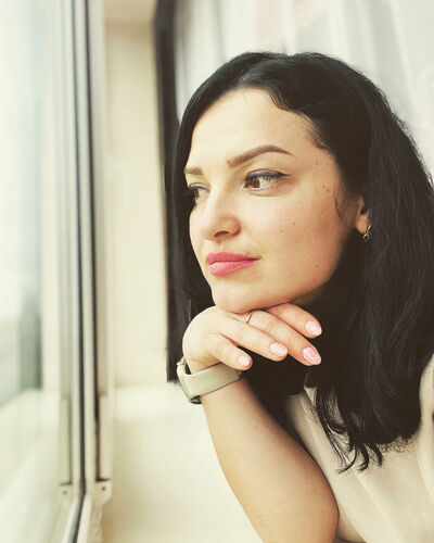  Oss,   Tamila, 36 ,     , c 