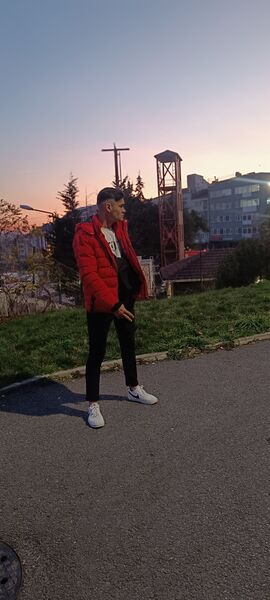  ,   Alan, 19 ,   ,   