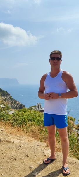  ,   Artem, 35 ,   ,   