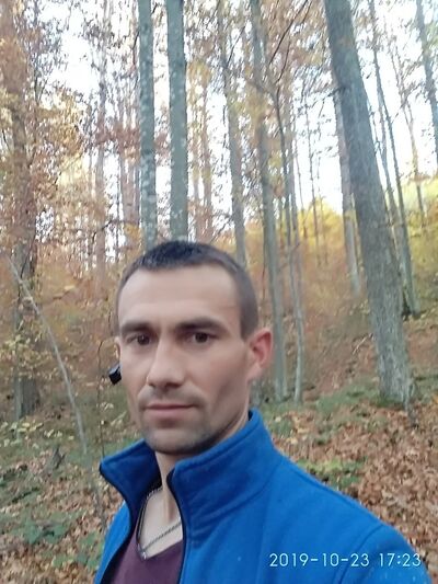  ,   Ivan, 37 ,   ,   , c 