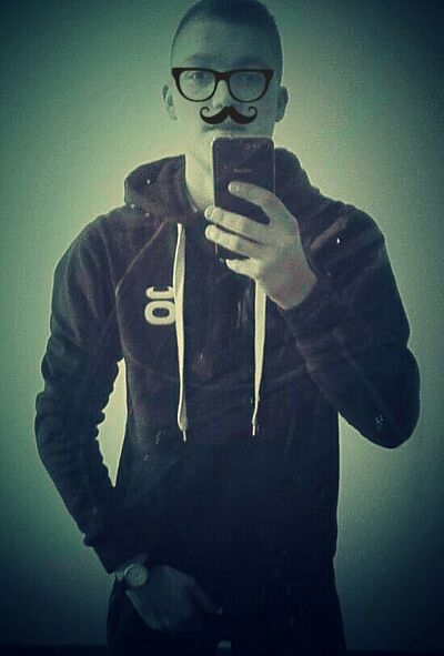  ,   Tim, 28 ,   
