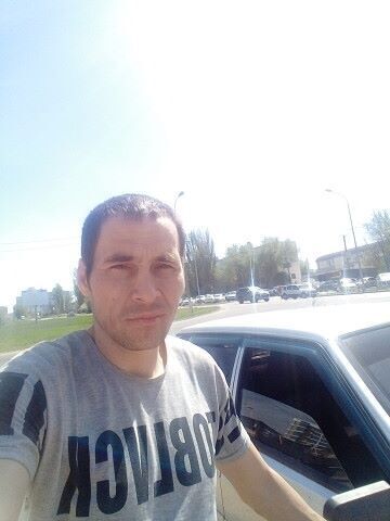  ,   Rinat, 40 ,   ,   