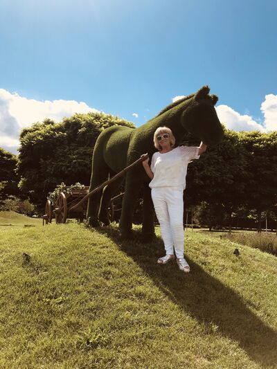  ,   Walentina, 64 ,   ,   