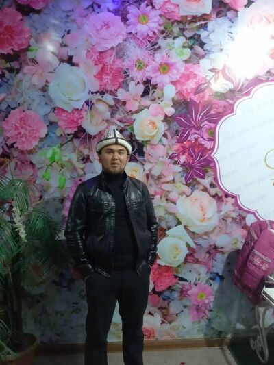  ,   Saparmurat, 26 ,   ,   