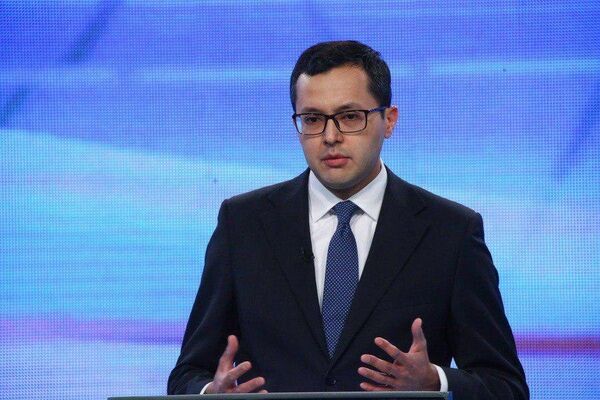  ,   Alisher, 31 ,   ,   , c 