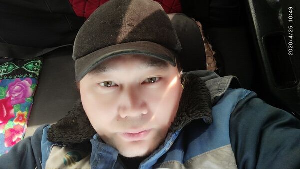  ,   Amanbek, 40 ,   ,   , c 
