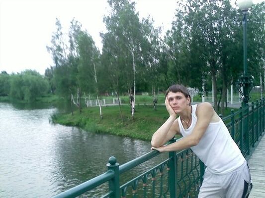  ,   Mikola gad, 32 ,   