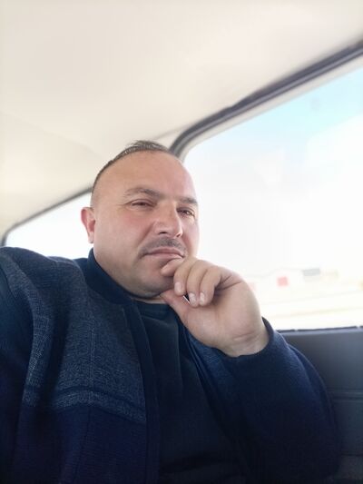  ,   Ali, 44 ,   ,   