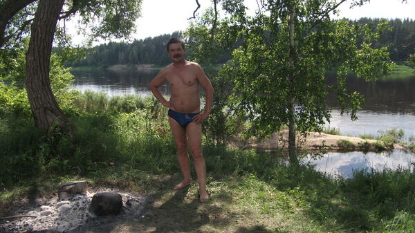  ,   Viktor, 67 ,     , c 