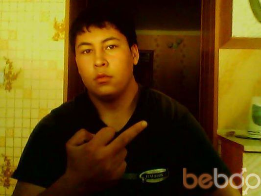  ,   JON JON, 32 ,   
