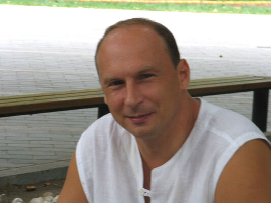  ,   Feliks, 59 ,   ,   