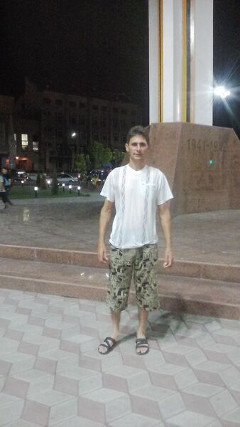  ,   Vadim, 45 ,   