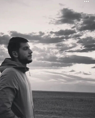  ,   Vahil, 32 ,   ,   