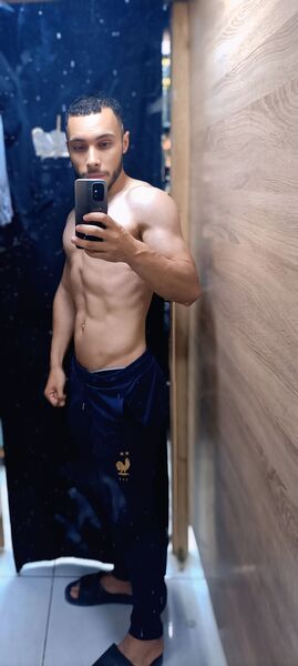  Algiers,   Amire, 29 ,   ,   