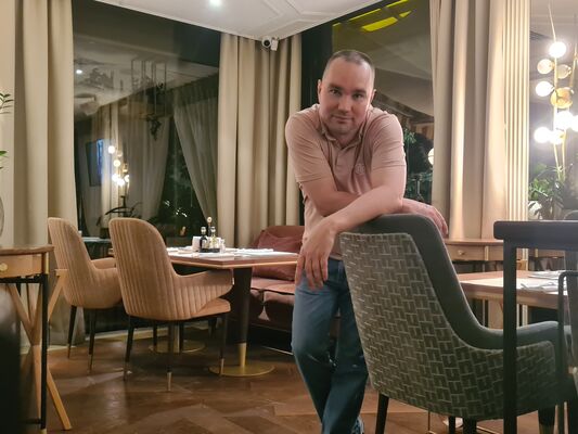  ,   SLAVIK, 44 ,   ,   , c 