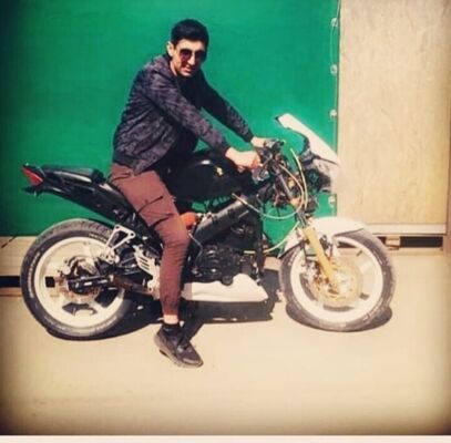  ,   Ruslan, 38 ,   ,   , c 