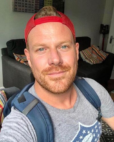  ,   Anton, 54 ,   ,   , c 