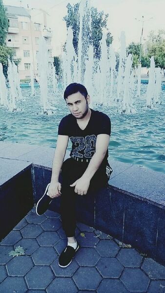  ,   Boyy, 31 ,   