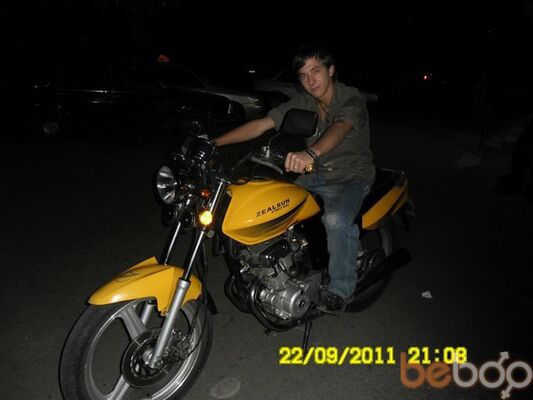   ,   Brian, 32 ,     , c 