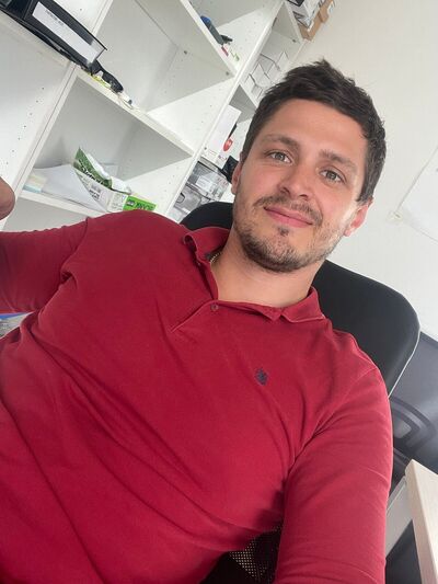  ,   BaryAlibasov, 37 ,   ,   