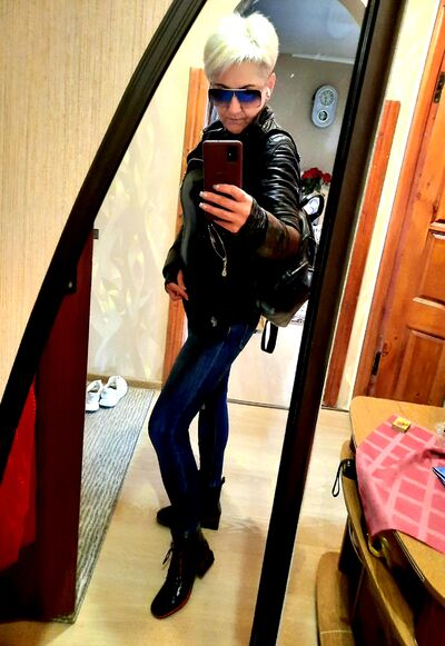  ,   Elena, 48 ,   ,   
