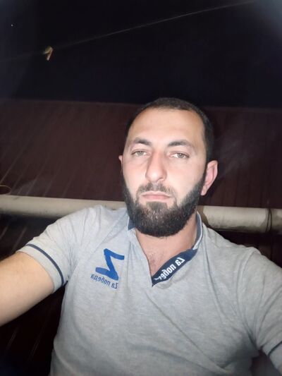  ,   Artur, 25 ,   ,   