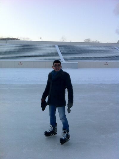  ,   Artem, 40 ,  