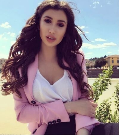  ,   Argelina, 27 ,   ,   