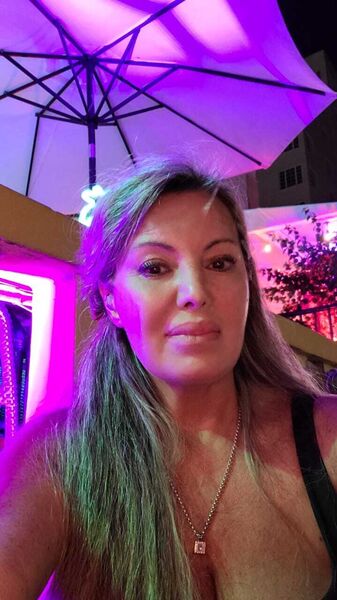  ,   Veronic, 44 ,   ,   