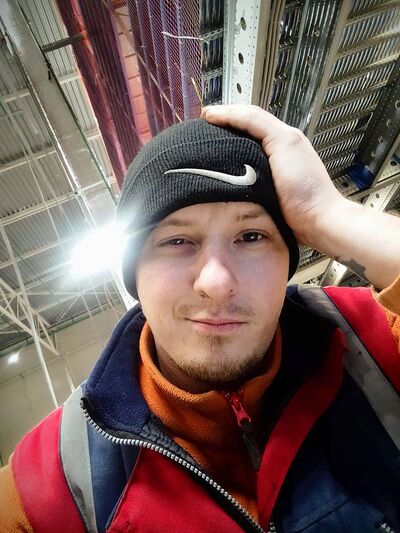  ,   Vadim, 34 ,   