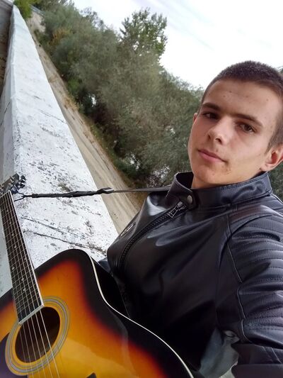  ,   Voland, 23 ,   ,   