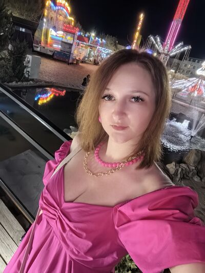  ,   Yulia, 32 ,   ,   , c , 