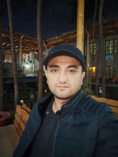  ,   Aziz, 33 ,   ,   