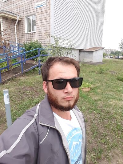  ,   Baha, 37 ,  