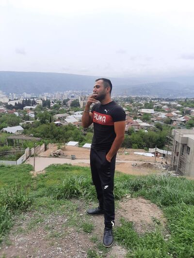  ,   Andro, 32 ,     