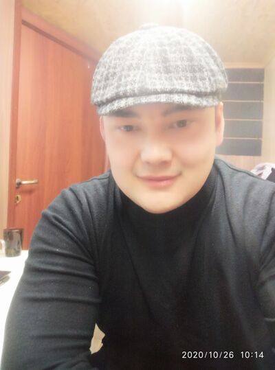 ,   Ruslan, 33 ,   ,   , c 