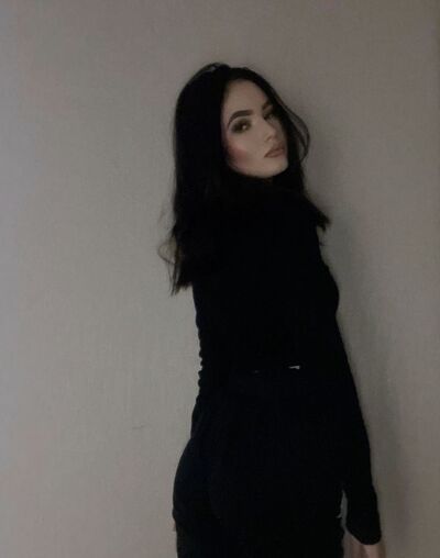  ,   Elen, 45 ,   