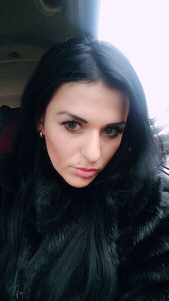  ,   Selena, 34 ,   ,   , c 
