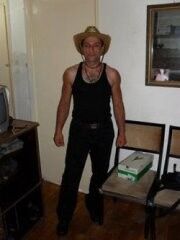  ,   Dani, 48 ,   
