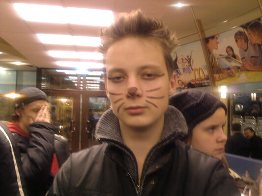  ,   Oleg, 34 ,   