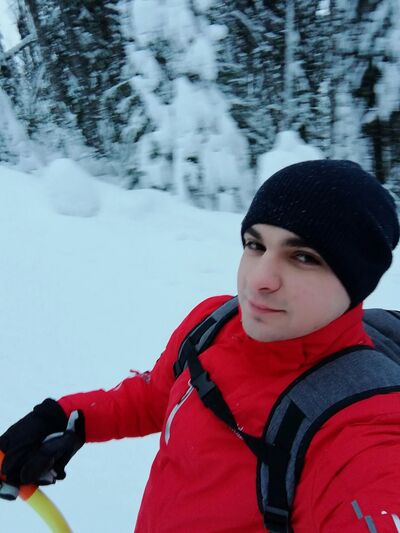  ,   Viktor, 34 ,   , 