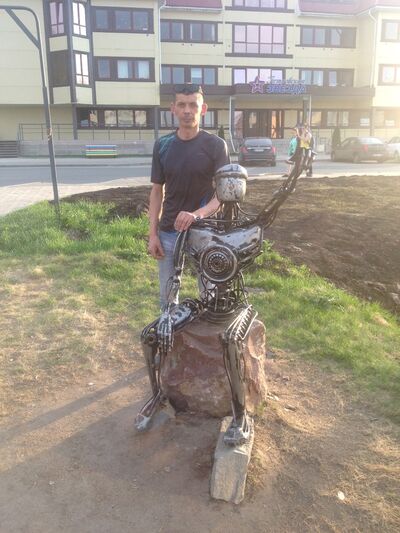  ,   Sergei, 42 ,   ,   