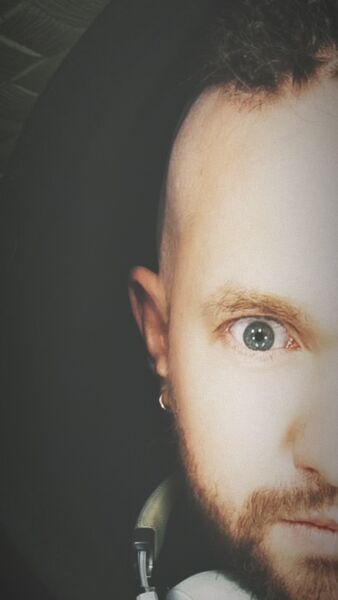  ,   Maxim, 37 ,   , 
