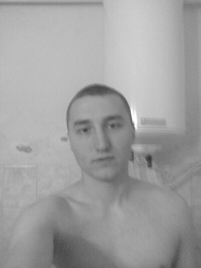  ,   Macho, 32 ,   ,   , c , 