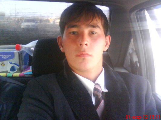  ,   Bexruz, 35 ,     , c , 